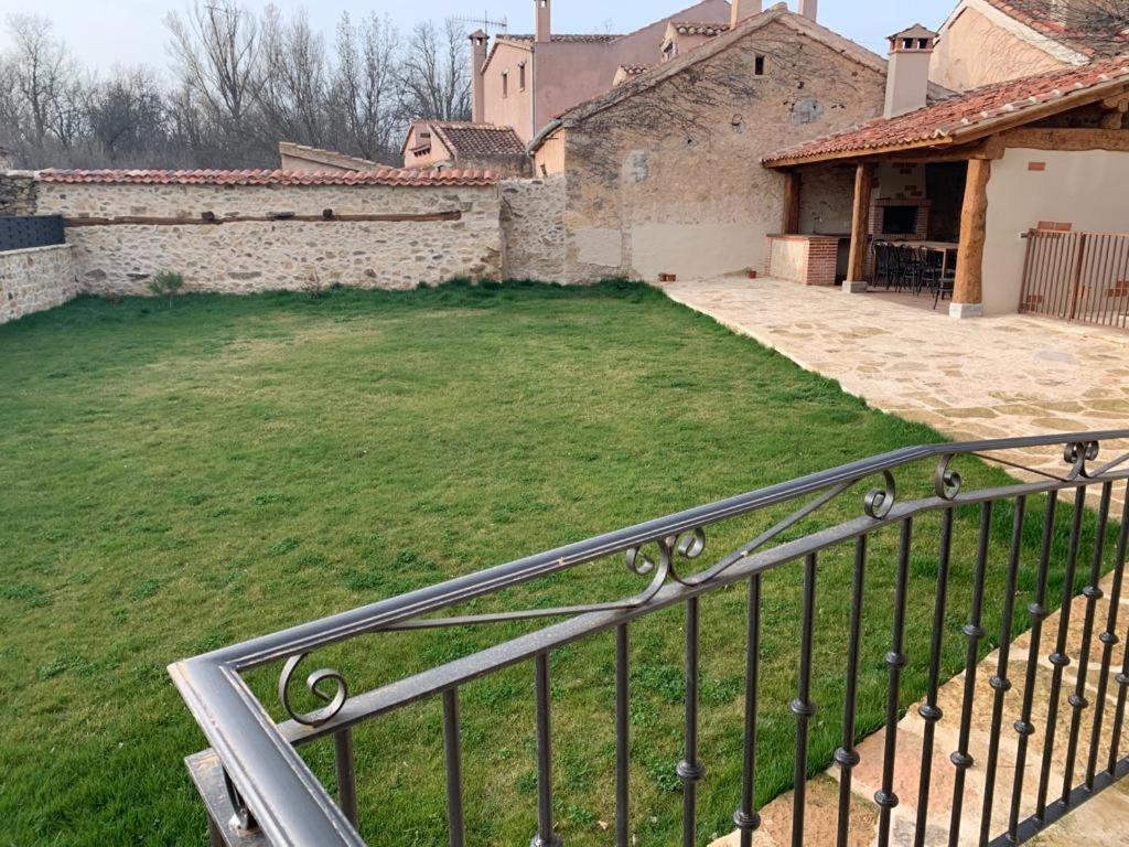 Los Arenales De Arcones Colladillo Eksteriør bilde